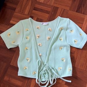 green with yellow flowers top, zara, xs, unworn
